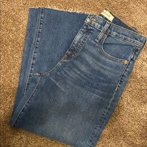 Madewell slim wide leg crop jeans!